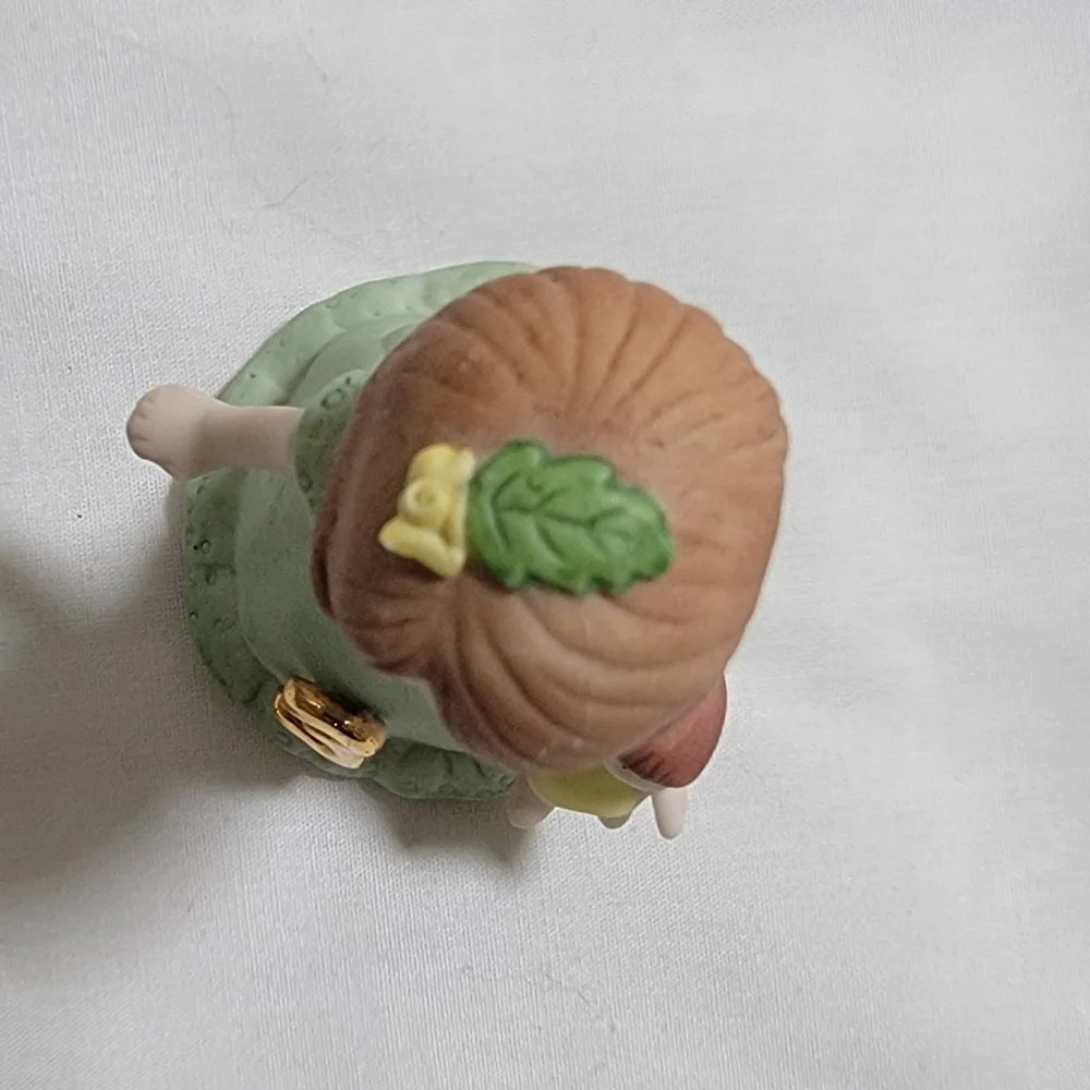 Vintage Growing Up Birthday Girl 3rd Green Dress 1982 Figurine Cake Top Enesco - Picture 7 of 7